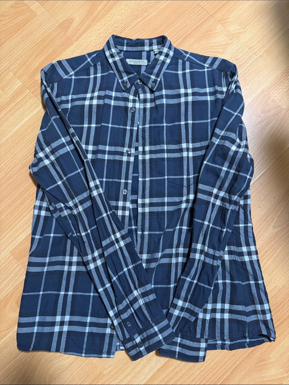 Burberry Brit Classic Plaid Button-Down Shirt in Navy Blue. Medium.